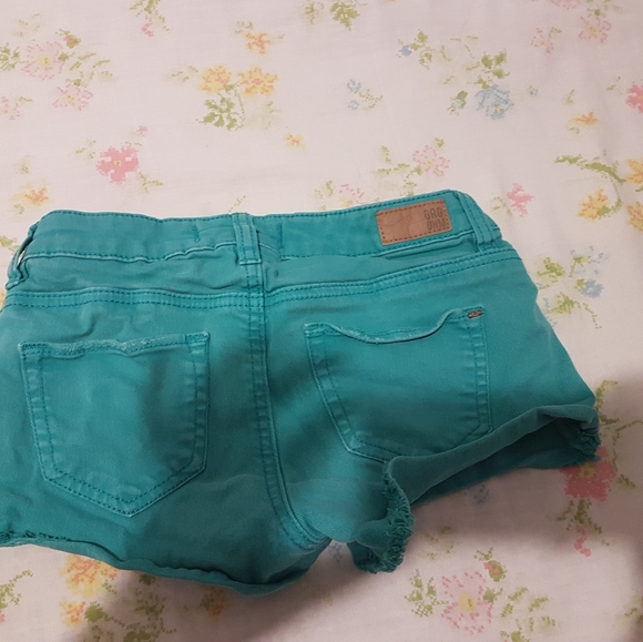 Shorts - Picture 2 of 2